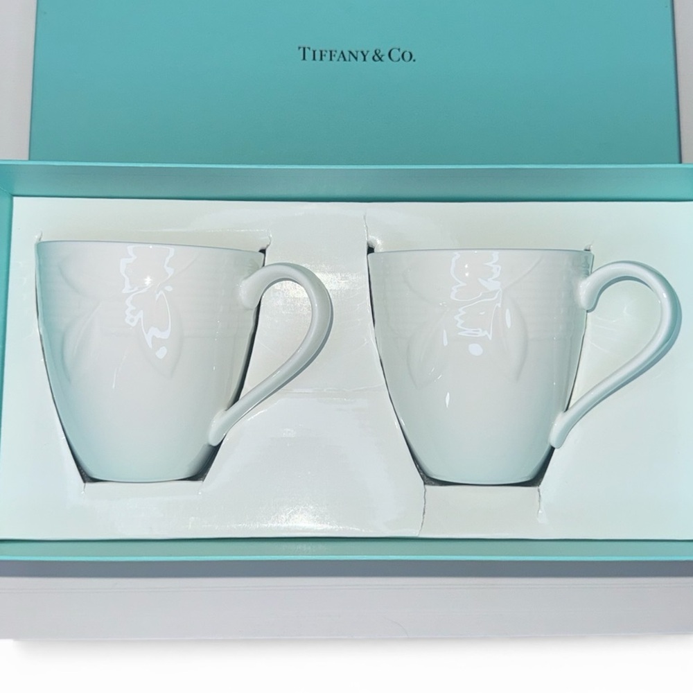 Tiffany & Co. Blue Box with White Mugs